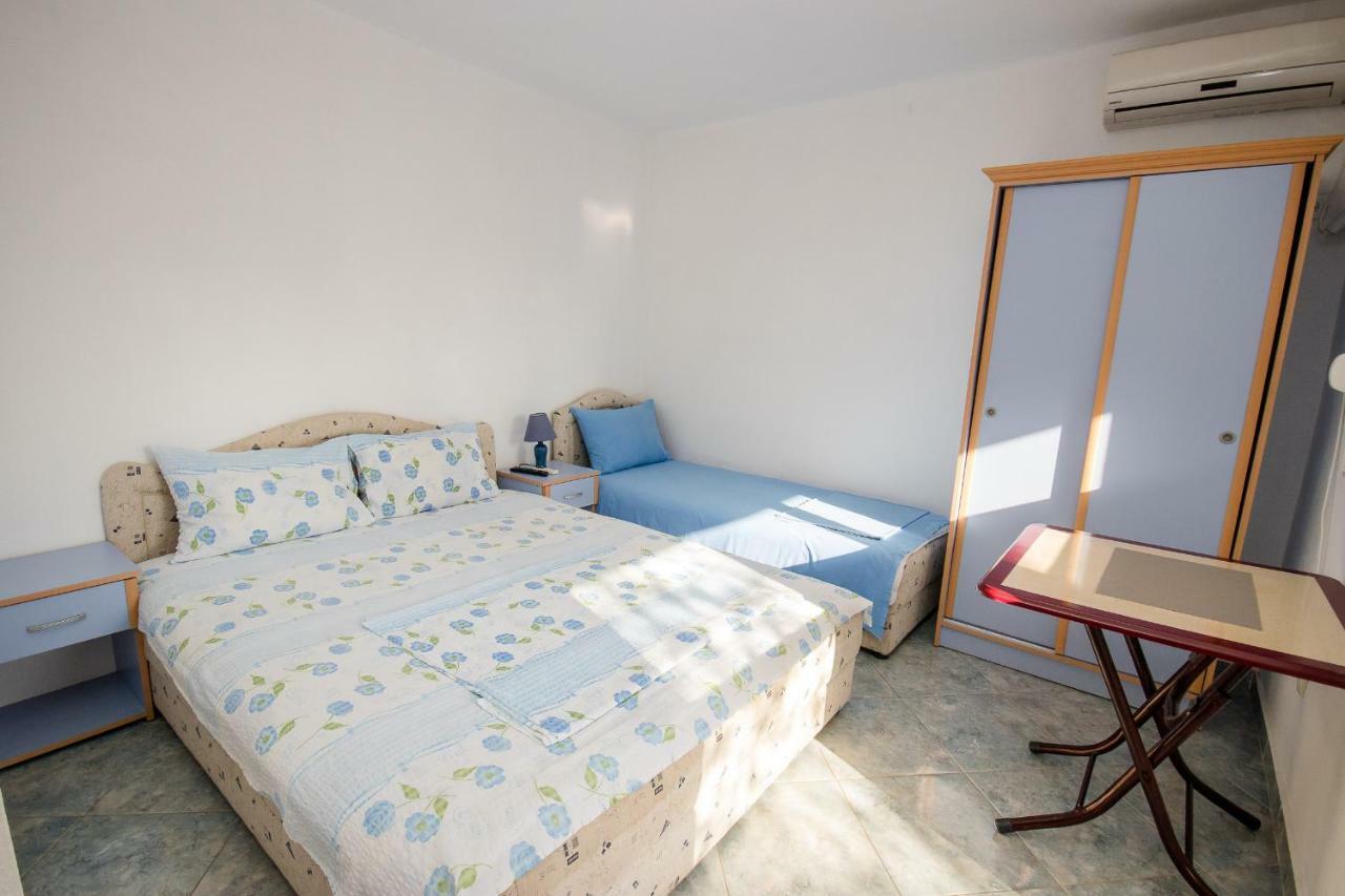 Apartments Duskic Utjeha Bagian luar foto