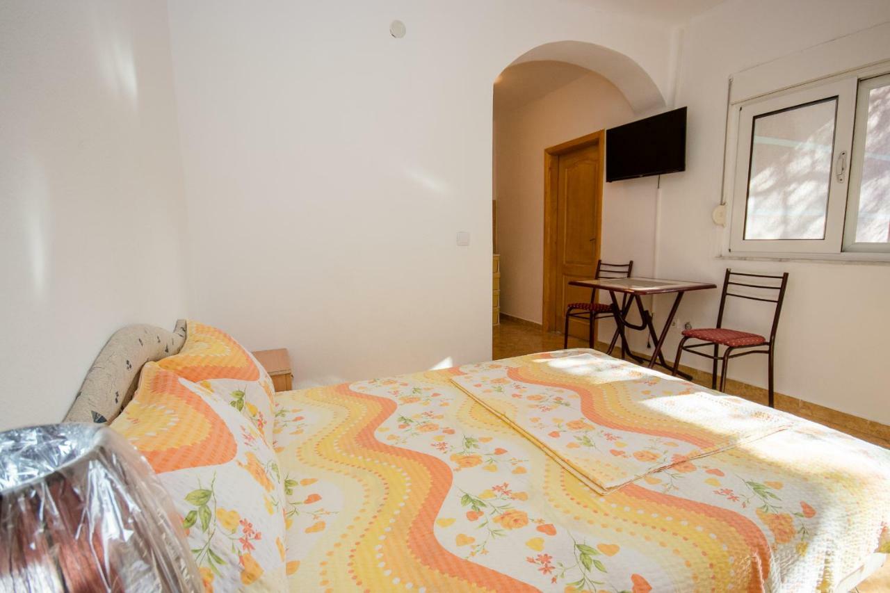 Apartments Duskic Utjeha Bagian luar foto